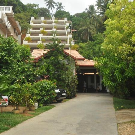Hotel Silan Mo Mirissa Eksteriør billede